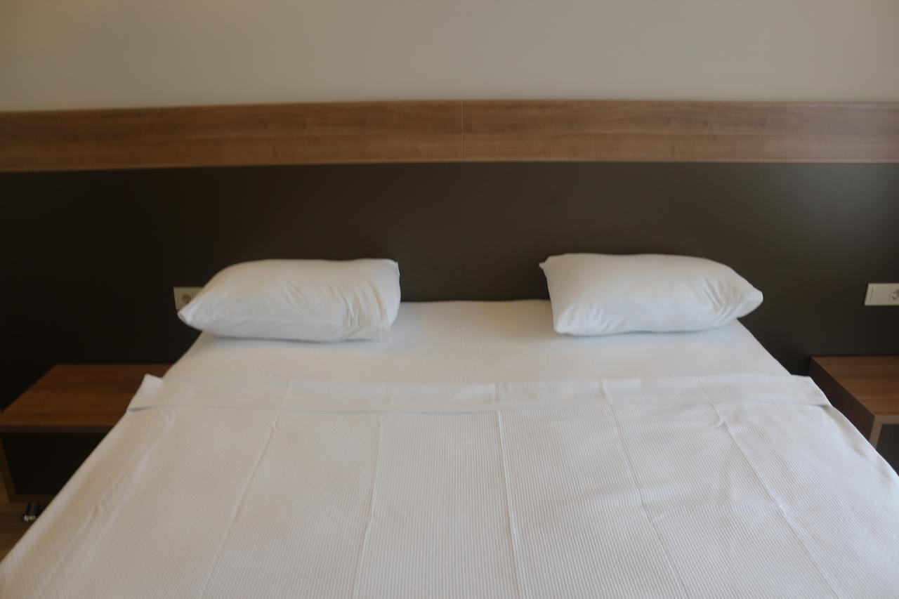 Longoz Hotel 伊内阿达 外观 照片